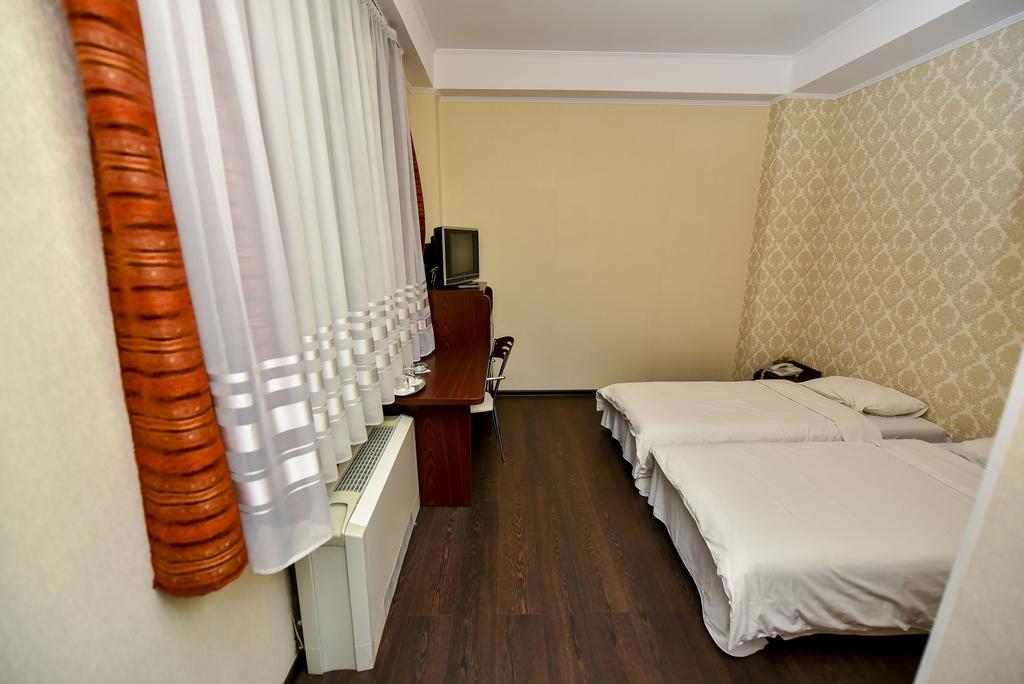 Mesogios Hotel 基希讷乌 外观 照片